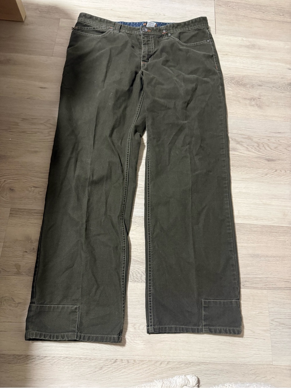 Columbia Men’s Green Canvas Pants Regular Fit Straight Leg 5-Pocket Size 36 x 32